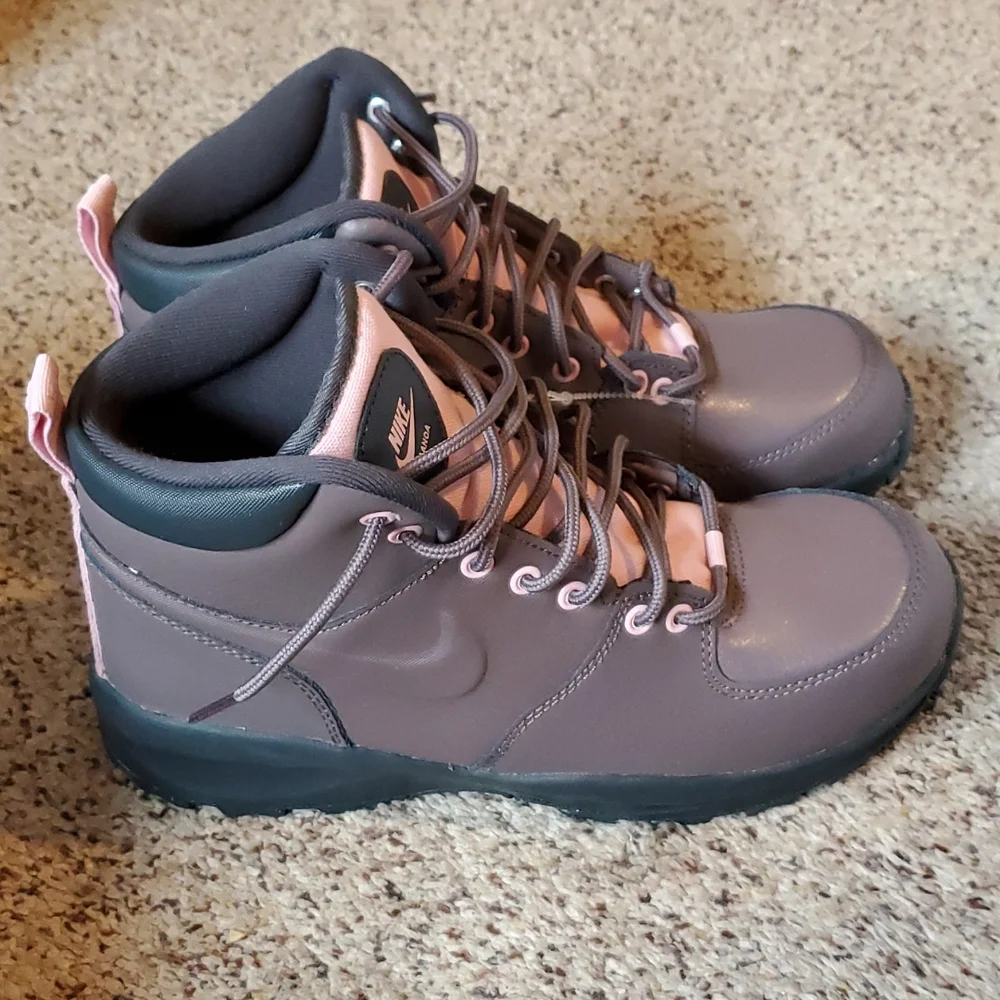 Nike Manoa Lace Up Winter Youth Girls  Boots Shoes